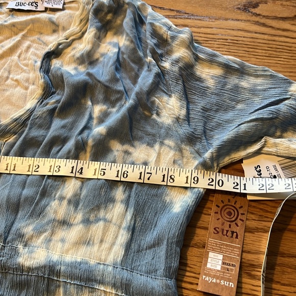 Swimsuit coverup.  Blue tiedye. Raya Sun Large - Picture 5 of 6
